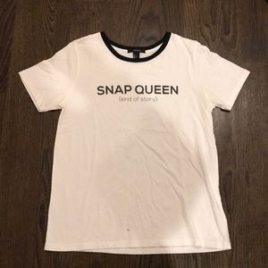 Forever 21 Snap Queen Tee